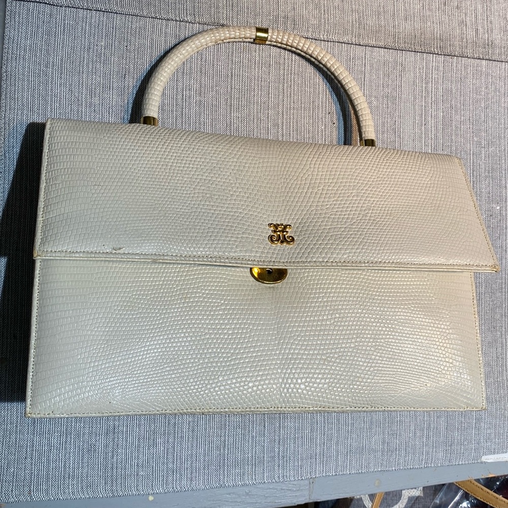 Vintage ivory purse. Never used. Made by Bellestone